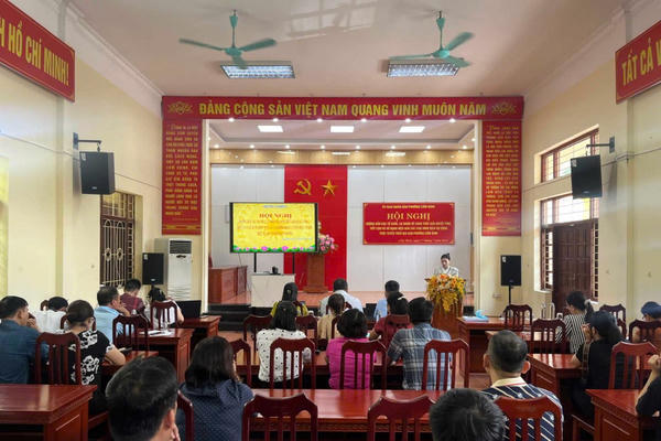 Quảng Ninh: Yêu cầu tạm dừng tuyển dụng công chức cấp xã