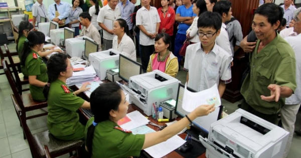 Long An tạm ngưng giải quyết cấp đổi chứng minh nhân dân đề phòng dịch lây lan