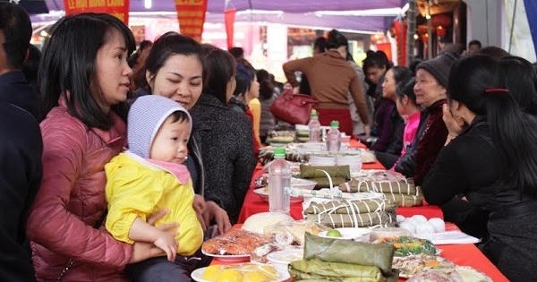 Lạ lùng tục lệ cả làng đổ xô đi ăn cỗ