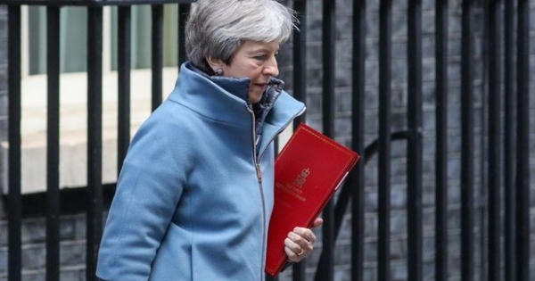 Thủ tướng Anh mất quyền kiểm soát Brexit