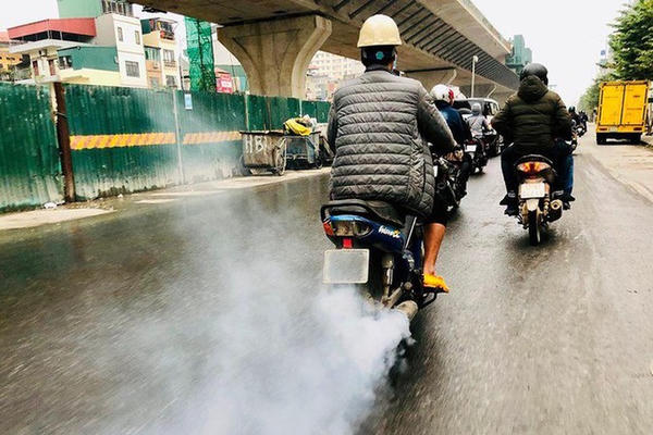 Từ 1/1/2025, xe máy bắt buộc phải kiểm định khí thải