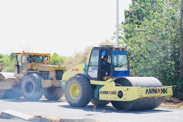 Nhánh phía Đông cao tốc Bến Lức - Long Thành sẵn sàng thông xe dịp 30/4 Nhánh phía Đông cao tốc Bến Lức - Long Thành sẵn sàng thông xe dịp 30/4