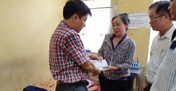 Quỹ nhịp cầu Plus chia sẻ gia cảnh thương tâm của chàng thanh niên đang chờ mổ ghép sọ