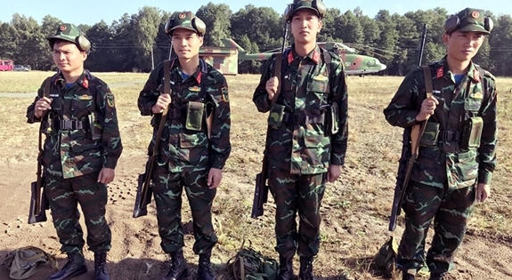 Đội tuyển Bắn tỉa lọt vào tốp giữa Đội tuyển Bắn tỉa lọt vào tốp giữa