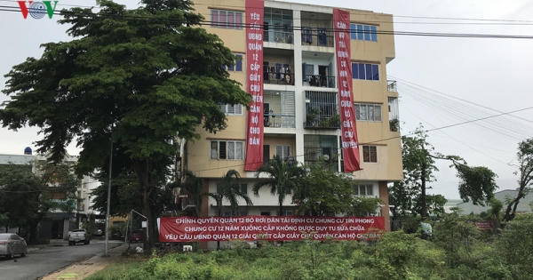 Sống trong căn hộ tái định cư hơn 10 năm vẫn chưa được nhận sổ hồng