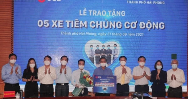 Hải Phòng tiếp nhận xe tiêm chủng cơ động phục vụ phòng chống dịch