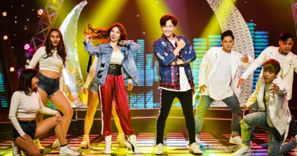 Ngô Kiến Huy - Khổng Tú Quỳnh “nắm tay” làm minishow