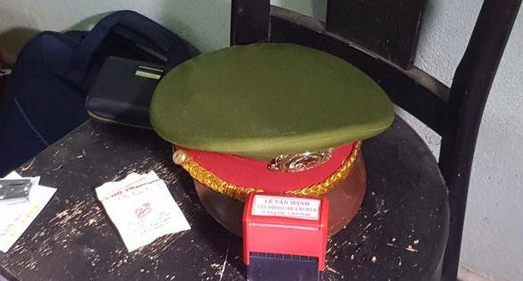 Bắt khẩn cấp kẻ giả danh trung tá công an lừa tình phụ nữ Bắt khẩn cấp kẻ giả danh trung tá công an lừa tình phụ nữ