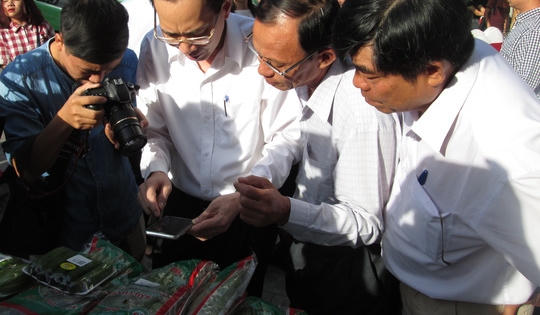 Điểm báo ngày 19/1/2016: Soi rau, thịt tạo sự an tâm Điểm báo ngày 19/1/2016: Soi rau, thịt tạo sự an tâm