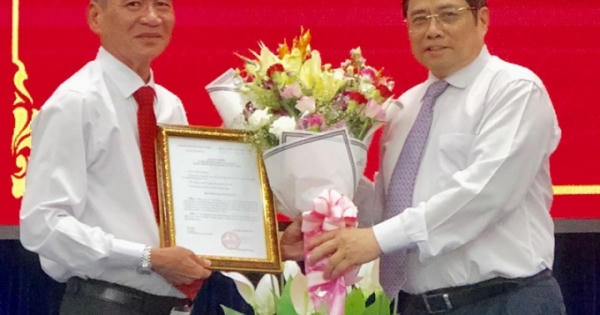 Chân dung tân Bí thư Tỉnh ủy Bạc Liêu Lữ Văn Hùng