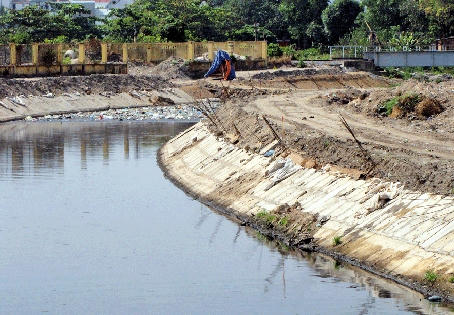 Dự án nạo vét suối Săn Máu: Người dân khiếu nại nhiều khuất tất trong việc thu hồi đất Dự án nạo vét suối Săn Máu: Người dân khiếu nại nhiều khuất tất trong việc thu hồi đất
