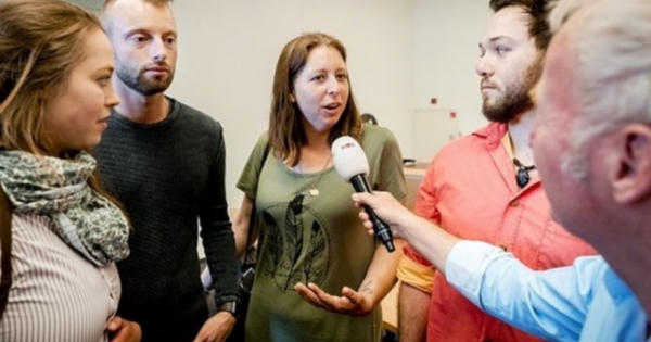 Tự dùng tinh trùng thụ tinh cho các cặp vợ chồng hiếm muộn, bác sĩ sản khoa có tới 49 đứa con