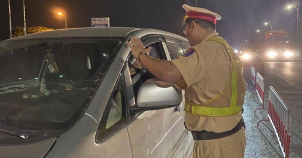 Xử lý hơn 2.700 trường hợp vi phạm nồng độ cồn Xử lý hơn 2.700 trường hợp vi phạm nồng độ cồn