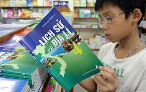 Khai tử môn lịch sử có trái Luật Giáo dục ?