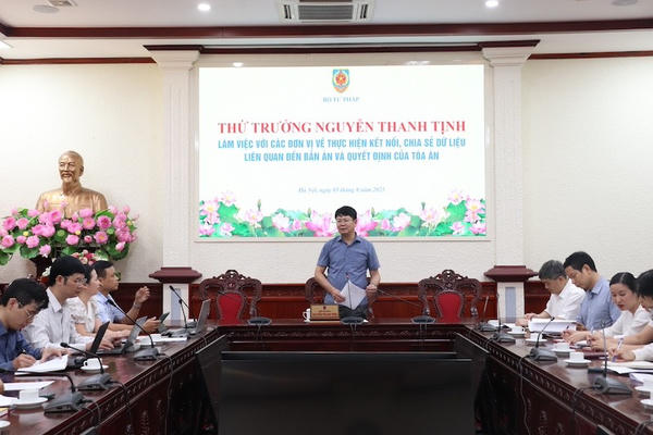 Xây dựng một kế hoạch phối hợp tổng thể, dài hạn về chuyển đổi số giữa Bộ Tư pháp và TANDTC