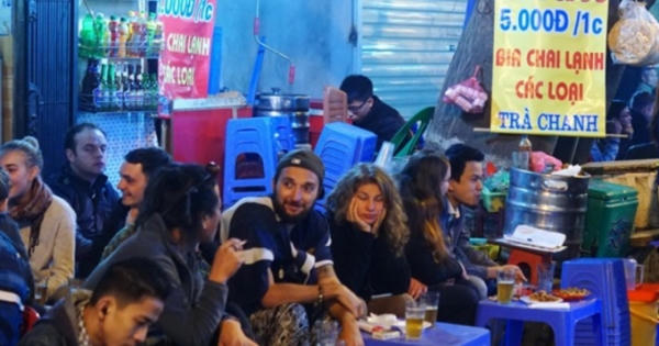 Gỡ bỏ "giờ giới nghiêm" - Đòn bẩy cho du lịch Hà Nội