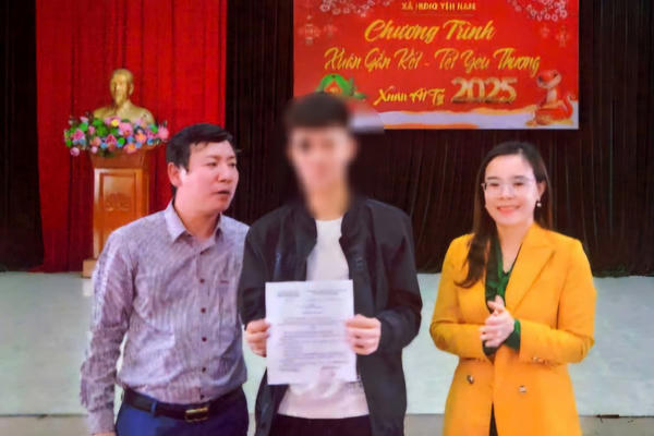 Nghệ An: Nhận lệnh nhập ngũ rồi bỏ đi du học, nam thanh niên bị phạt 62,5 triệu đồng Nghệ An: Nhận lệnh nhập ngũ rồi bỏ đi du học, nam thanh niên bị phạt 62,5 triệu đồng