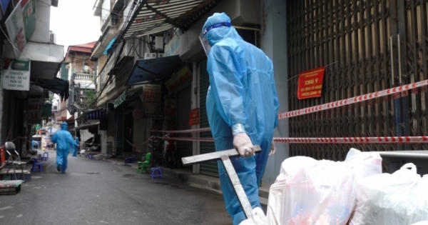 Sáng 1/9, ổ dịch Thanh Xuân Trung thêm 23 ca nhiễm, tổng số 372 bệnh nhân Covid-19