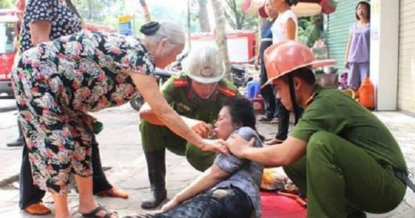 Hà Nội: "Bà hỏa" ghé thăm khu tập thể ngân hàng ngoại thương