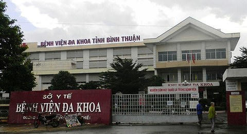 Tài xế kì quặc "hoãn" cứu người để đưa xe cấp cứu đi... đăng kiểm