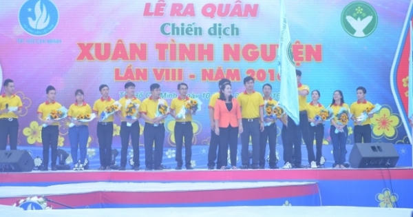 TP HCM: Hàng vạn HS, SV khởi động chiến dịch Xuân tình nguyện 2016 TP HCM: Hàng vạn HS, SV khởi động chiến dịch Xuân tình nguyện 2016