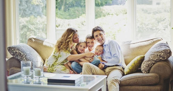 Thủ tướng Canada Justin Trudeau trị tật mè nheo, ăn vạ của con thế nào?