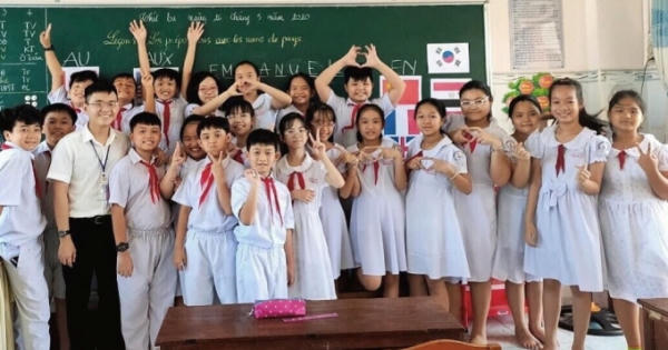 Vĩnh Long: Học sinh nhập học ngày 7/9