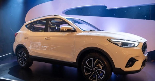 Áp lực doanh số, MG ZS hạ giá rẻ ngang Toyota Vios số sàn