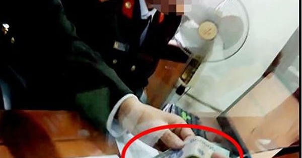 'Cán bộ không nhận tiền sẽ thiếu nhân văn'?