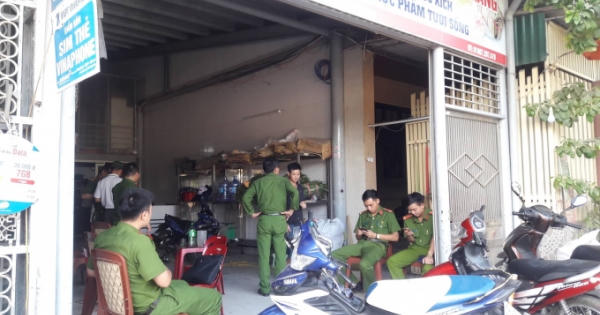 Cháy nhà 2 tầng tại TP Vinh khiến 5 người ngạt khói phải nhập viện