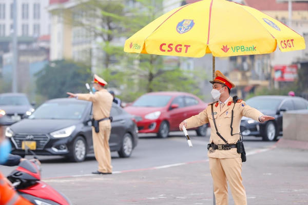 Sáng nay (30/12), điều chỉnh tổ chức giao thông nút giao Láng - Yên Lãng