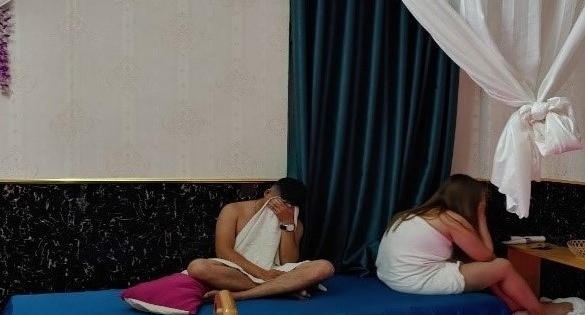 Bắt quả tang 4 đôi nam, nữ đang "mây mưa" trong cơ sở massage Quốc Tế