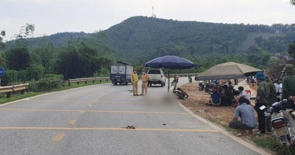 Hoà Bình: Truy tìm tài xế ô tô liên quan đến vụ tai nạn khiến 1 người tử vong