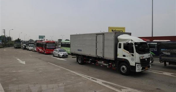 Tước phù hiệu với xe quá 20% tải trọng trên cao tốc Pháp Vân-Cầu Giẽ