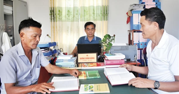 Đầu xuân gặp tổ “hoá giải” xích mích ở làng quê