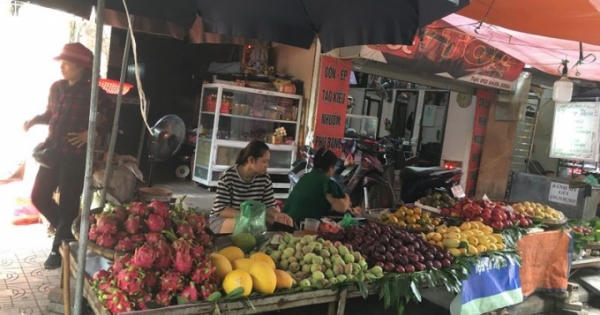 Tràn lan mận, đào Trung Quốc 'đội lốt' sản vật Sa Pa