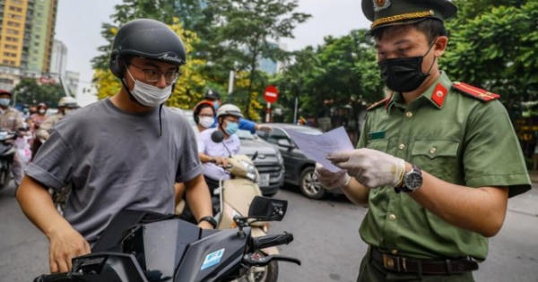 Quận Hai Bà Trưng không yêu cầu toàn bộ giấy đi đường có xác nhận của phường