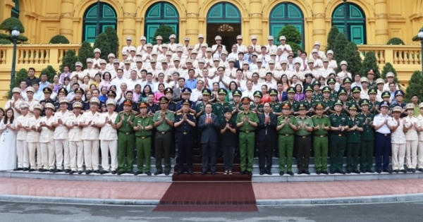 Chủ tịch nước gặp mặt các điển hình trong đấu tranh phòng, chống ma tuý
