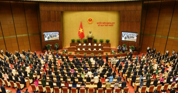 Quốc hội khóa XV bước sang ngày làm việc thứ 2