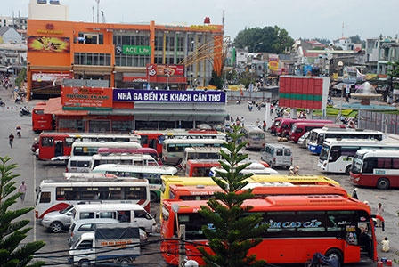 "Tổ chức, sắp xếp, trang bị hiện đại bến xe tàu phà Cần Thơ là làm đẹp cho Thành phố"