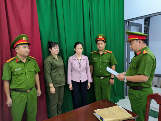 Bắt khẩn cấp chủ nha khoa Tuyết Chinh hành hung khách hàng ở TPHCM
