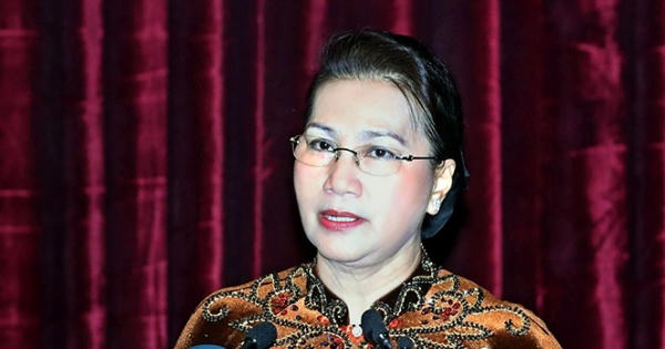 Phải tăng cường giám sát việc sử dụng quyền lực của cán bộ lãnh đạo