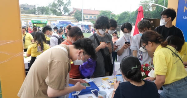 PVcomBank “hút” gen Z trong Ngày thẻ Việt Nam lần 2 PVcomBank “hút” gen Z trong Ngày thẻ Việt Nam lần 2