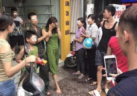 Bắc Giang: Cụ ông đột tử khi đang "quan hệ" với nữ nhân viên bán bảo hiểm