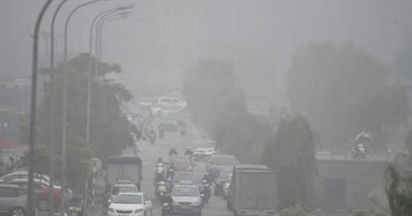 Bụi siêu mịn vượt chuẩn trong không khí Hà Nội nguy hiểm thế nào?