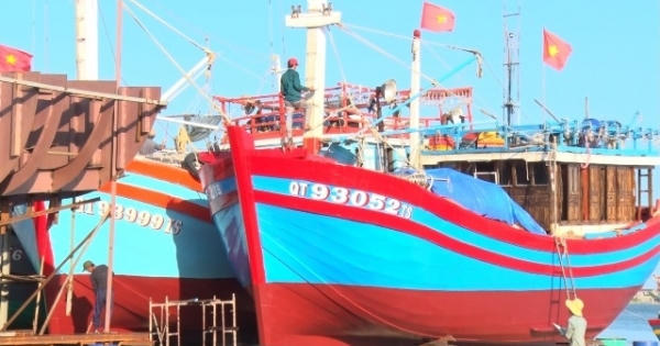 Gần 55 tỷ đồng hỗ trợ ngư dân khai thác xa bờ Gần 55 tỷ đồng hỗ trợ ngư dân khai thác xa bờ