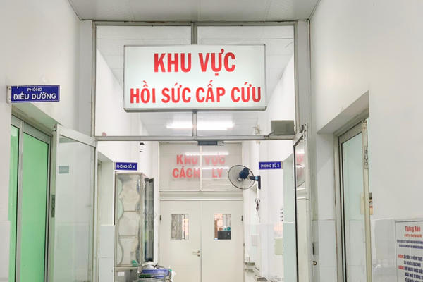 TP HCM: Bệnh nhân bị nặng nhất trong số 6 ca ngộ độc rượu đã tử vong TP HCM: Bệnh nhân bị nặng nhất trong số 6 ca ngộ độc rượu đã tử vong
