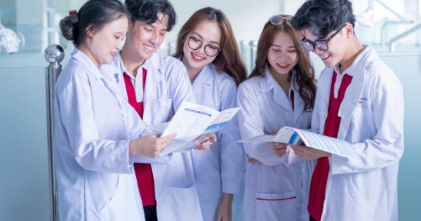 Đánh giá năng lực rồi mới cấp giấy phép hành nghề Y