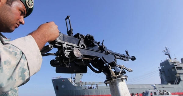 Iran dọa bắn rơi máy bay trinh sát Mỹ ở vùng Vịnh Iran dọa bắn rơi máy bay trinh sát Mỹ ở vùng Vịnh