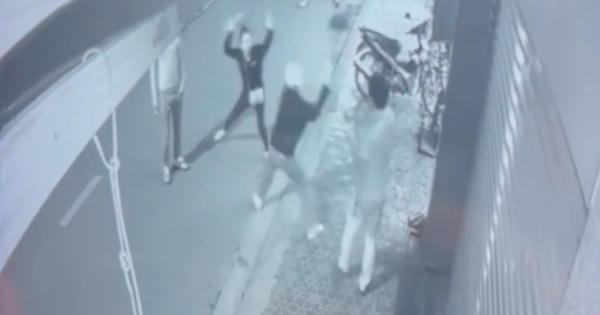 Đề nghị xử lý nghiêm vụ việc nam thanh niên cầm xẻng hành hung người dân sau va chạm giao thông